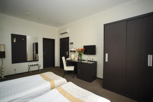 Reikartz Kharkiv Hotel - image 2