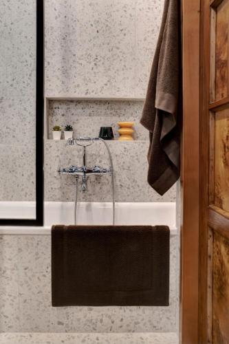 Luxury Trevi House, Rome (photo 10)
