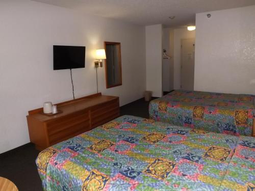 KCI Lodge, Kansas City (photo 7)