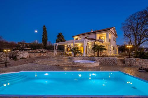 VILLA LAURA - Accommodation - Vrh