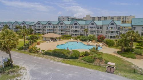 Gulf and Golf West Duplex - image 2