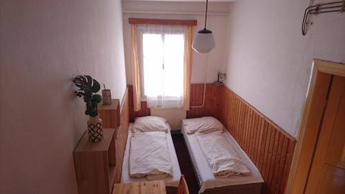 Chata Luna Room Type - Twin Room