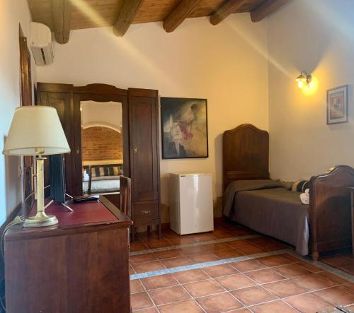 Triple Room image 2