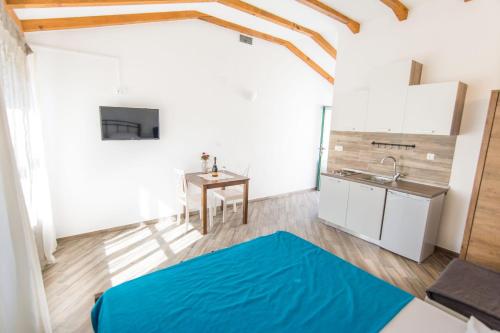 Apartments Tarragon - image 6