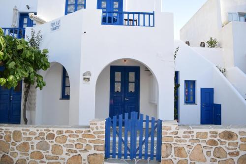 Embati Folegandros rooms