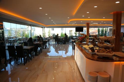 Restaurant, Gumus Palace Gungoren in Güngören