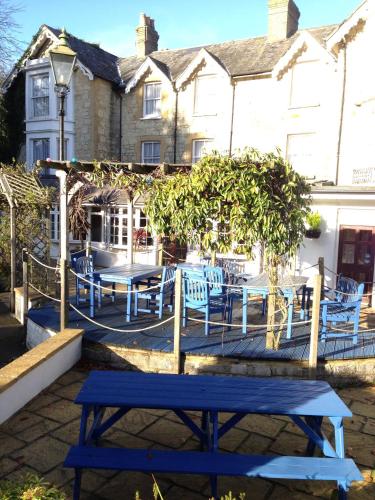 Holliers Hotel - image 4