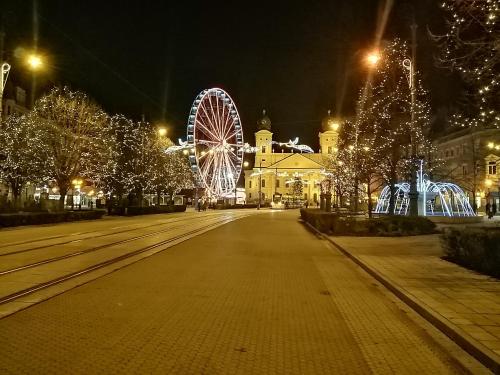 Green Island in the downtown with free parking in Debrecen