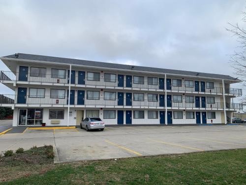 Motel 6-Dayton, OH, Dayton