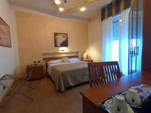 Superior Deluxe Double or Twin Room  image 2
