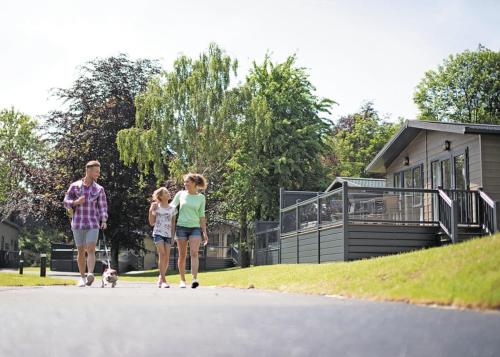 Aysgarth Lodges