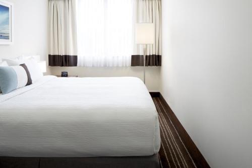 Hotel 2170 Lincoln – Montreal