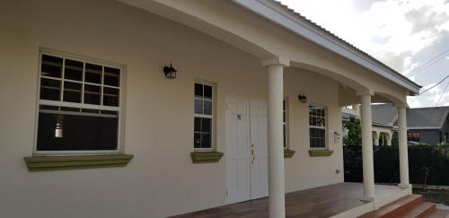 Entrance, THE GOOD LIFE in Oistins