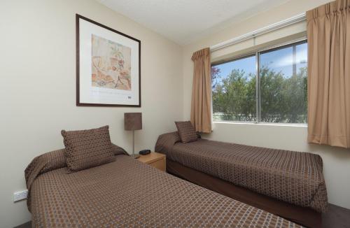 Executive 2 Bedroom Albany Apartment (Compact)