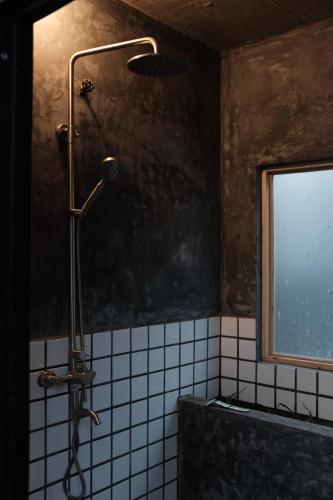 Five-Bedroom House image 7