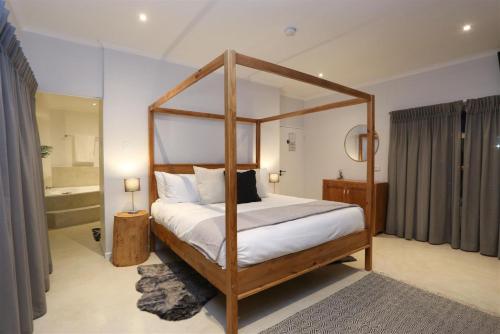 The Lookout Guest House 3