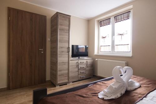 Cuha-gyöngye Apartmanház - image 9
