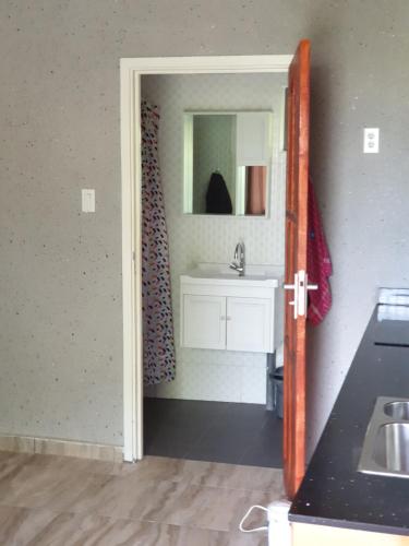 Deluxe Double Room with Balcony image 2
