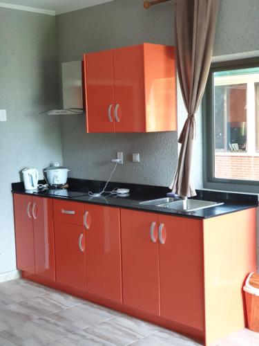Deluxe Double Room with Balcony image 5