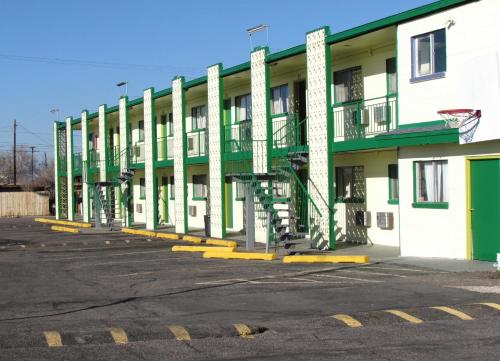 Economy Inn - 출입구