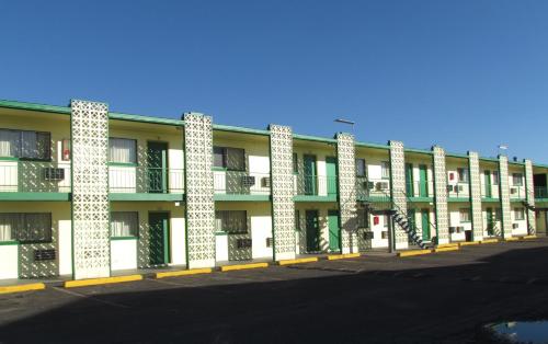Economy Inn - 출입구