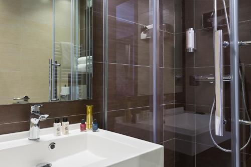 Simon's Boutique Hôtel - Ice Bar - image 13