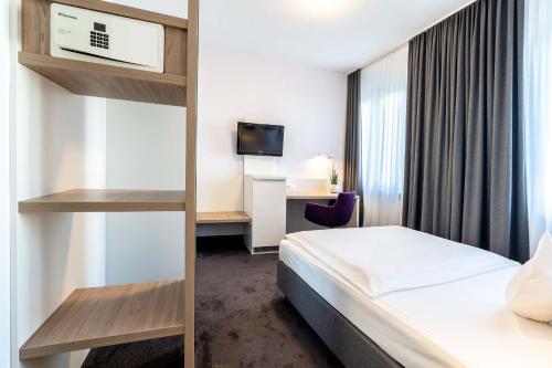Altstadthotel - image 6