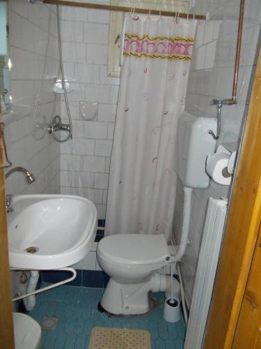 Double Room with Private External Bathroom