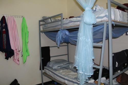 1 twin bed