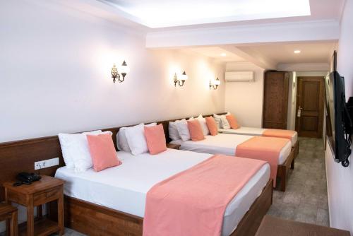 Infinity Exclusive City Hotel - image 2