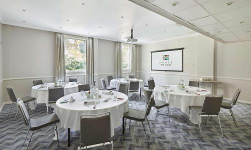 Hyatt Place London Heathrow Airport - image 8
