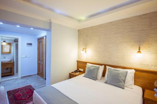Infinity Exclusive City Hotel - image 13