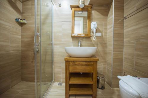 Infinity Exclusive City Hotel - image 7