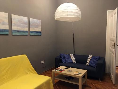  SHB Apartment, Pension in Budapest