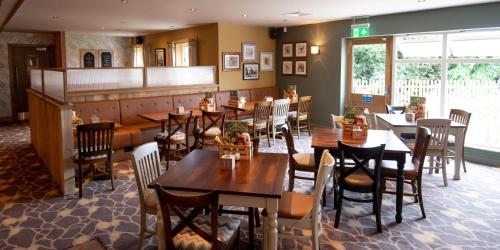 Restaurant, Paisley Pear, Brackley by Marston's Inns in Brackley East