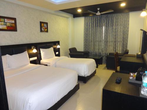 2 king beds