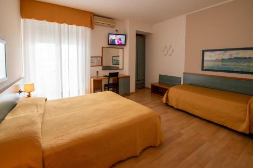 Hotel Parigi Room Type - Triple Room