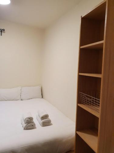 Finsbury Park Small Studio, Finsbury Park, London