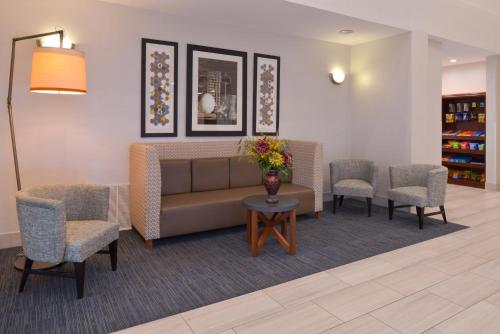 Holiday Inn Express & Suites Austin NW - Lakeline an IHG Hotel - image 6