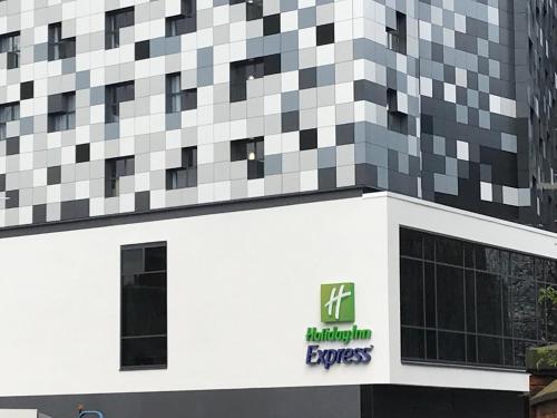 Holiday Inn Express - Birmingham - City Centre an IHG Hotel - image 5