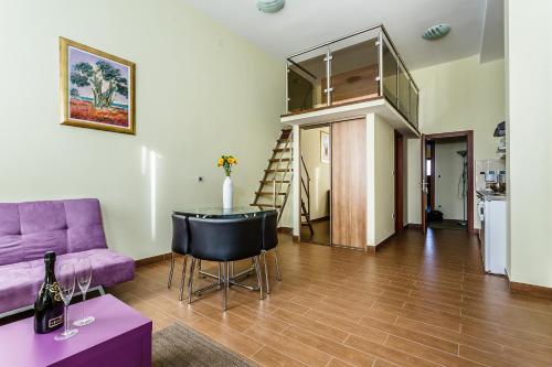 Frajona Apartments