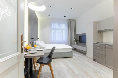 Lampi Hotel Prague