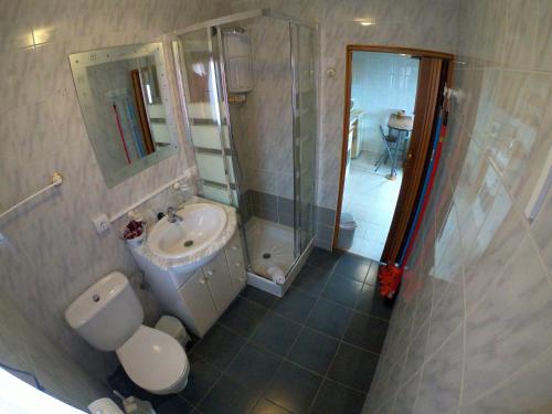 Ñeros de Següencu Room Type - One-Bedroom Apartment (2 Adults)