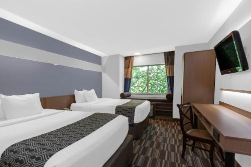 Microtel Inn Suite by Wyndham BWI Airport