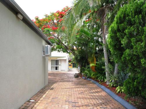 Central Motel Mooloolaba and Apartments