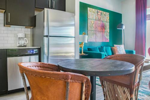 WanderJaunt - Milam - 1BR - East Riverside - image 7