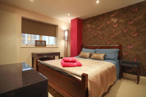 Lovely Central 2 Bed Garden Flat Warren Street