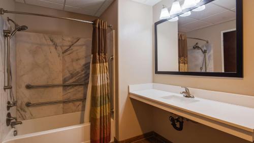 Best Western Plus Zion West - image 12