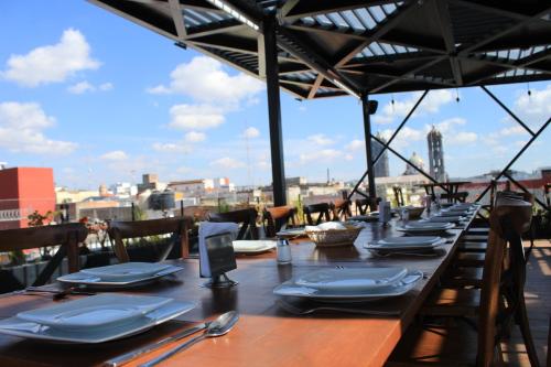 238852438 Hotel Diana
