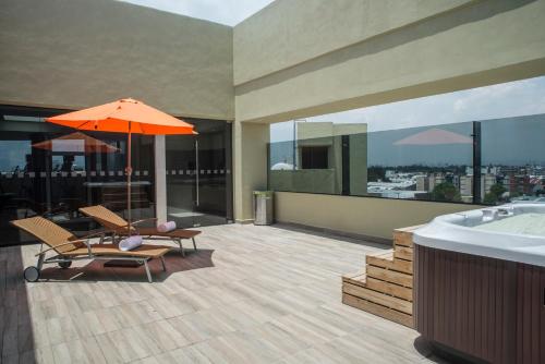 238855769 Holiday Inn Express Mexico Aeropuerto by IHG